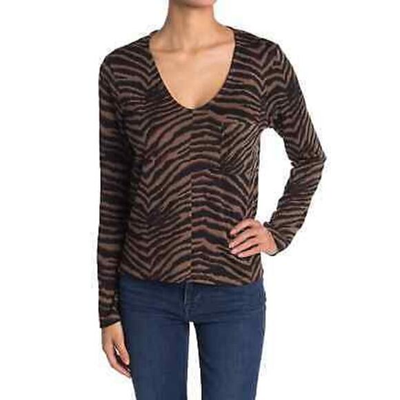NWT SANCTUARY V-neck Cozy Pocket Sleeve Top In Brown Zebra Size XS - Picture 1 of 5